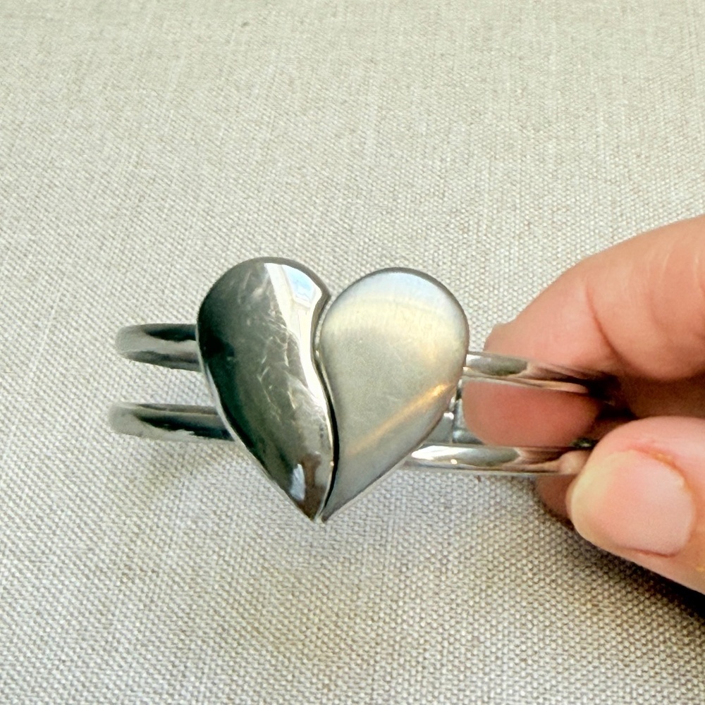 Premier Designs Silvertone Heart Clamper Bracelet
